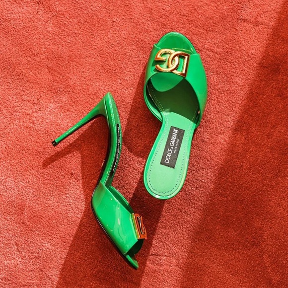 Dolce&Gabbana - DG patent leather mules 37.5 - Picture 2 of 10